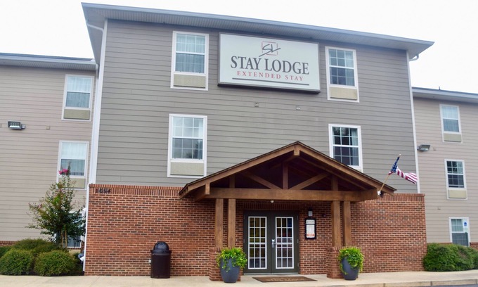 Auburn Hotel | Convenient Stay Plus Extended Suites with Family Amenities