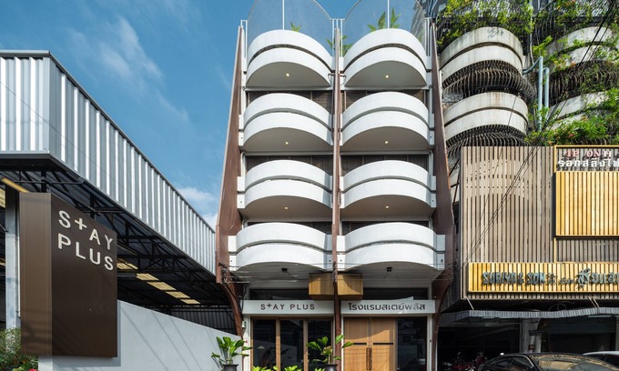 Thanon Phetchaburi Hotel | Discover Stay Plus Hotel Bangkok: Family-Friendly Retreat
