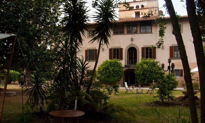 Avane Apartment | Relax in Classic Comfort Near Pisa and Lucca, Rated 10/10