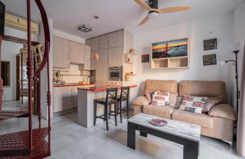 Lagunillas Apartment | Family-Friendly Stay U-nique Apartment Alonso Benitez