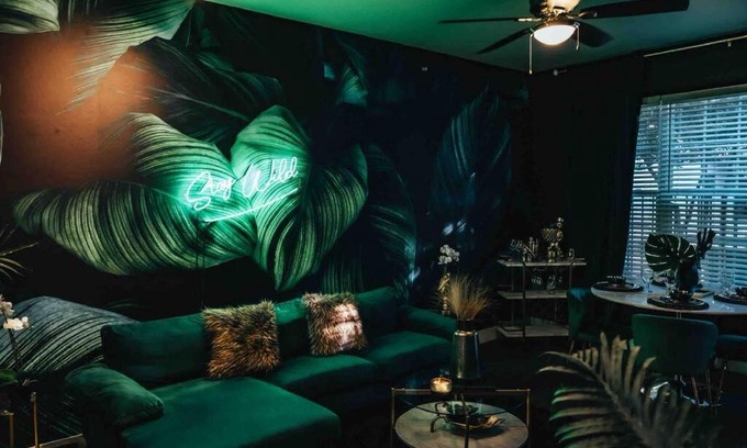 Oak Lawn Apartment | Explore Stay Wild Designer King Suite in Uptown Dallas