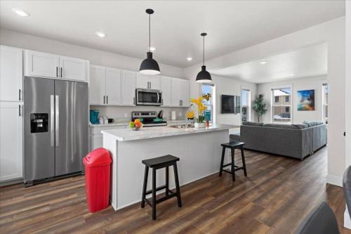 North Park House | Experience Style in a Family-Friendly Townhome Retreat