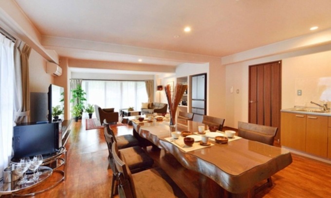 Yufuin Onsen Hotel | Relaxing Twin Room with Indoor Hot Spring in Yufu