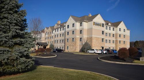 West Chester Hotel | Explore Staybridge Suites - Cincinnati North, IHG Hotel Awaits