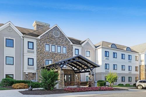 Columbia Hotel | Cozy Staybridge Suites Columbia - Baltimore with Ocean Views