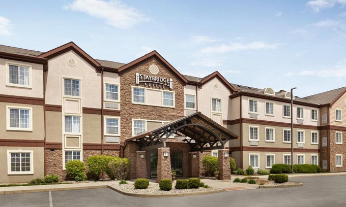 Saint Marys Allen County Hotel | Explore Staybridge Suites Fort Wayne - Pet Friendly Retreat