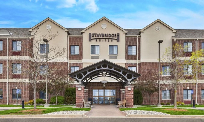 Okemos Hotel | Top-Rated Staybridge Suites Lansing-Okemos for All Travelers