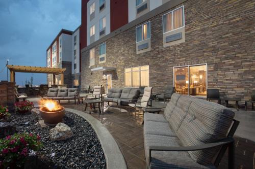 Rapid City Hotel | Premier Staybridge Suites Rapid City - Rushmore with Pool & Hot Tub
