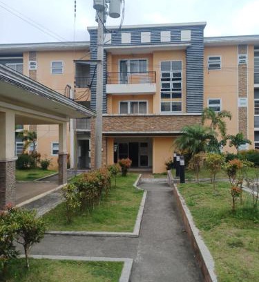 Tagaytay Apartment | Pet-Friendly Staycation at Tagaytay Woodhills - 9.4/10