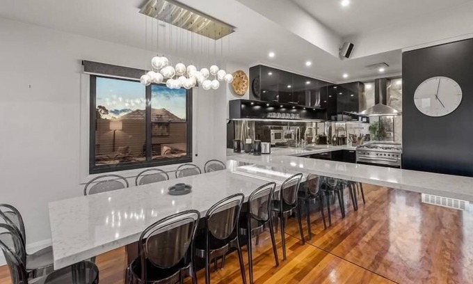 Moonee Ponds Apartment | Discover StayCentral's Moonee Ponds Penthouse Retreat