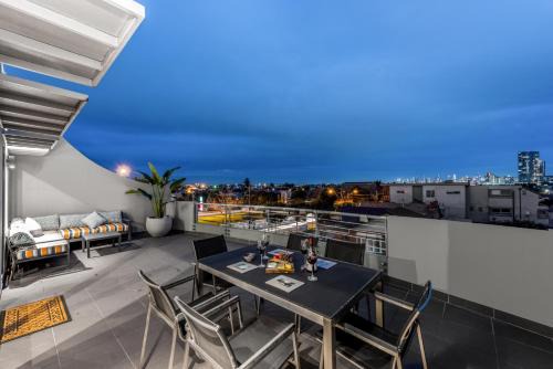 Moonee Ponds Apartment | Discover StayCentral: Family-Friendly Moonee Ponds Retreat