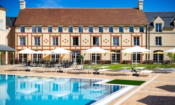 Bailly-Romainvilliers Hotel | Convenient Staycity Aparthotels Near Disneyland® Paris