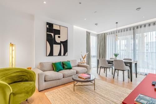 St. Pancras and Somers Town Apartment | Stylish King's Cross Apartments - Rated 9.5/10 & Child Friendly