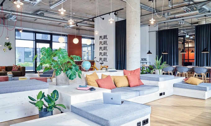 Bielefeld Apartment | Discover STAYERY Bielefeld Hauptbahnhof: Family-Friendly Haven
