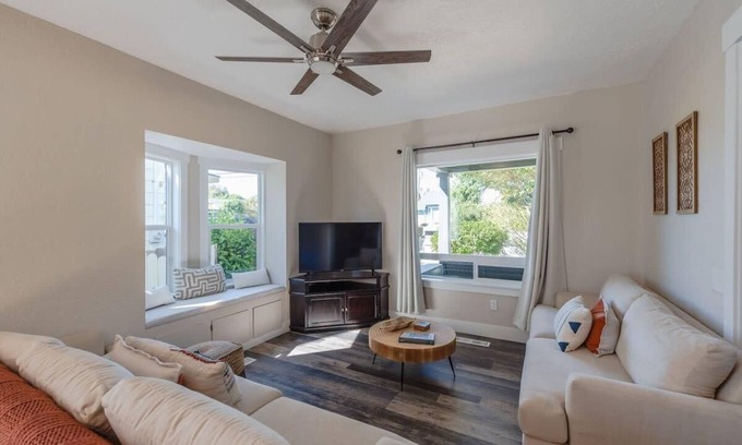 North Bend House | Discover Audra's Place: Family-Friendly Retreat in North Bend