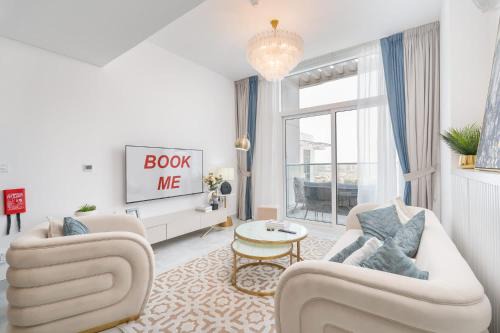 Discovery Gardens Apartment | StayShort - Beautiful Al Furjan 2 bed apartment for 4 people