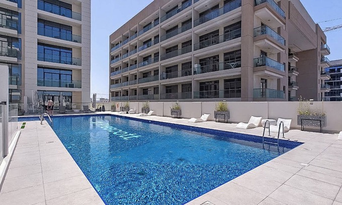 Dubai Apartment | StayShort - Prime Studio that Sleeps 2 in Jebel Ali