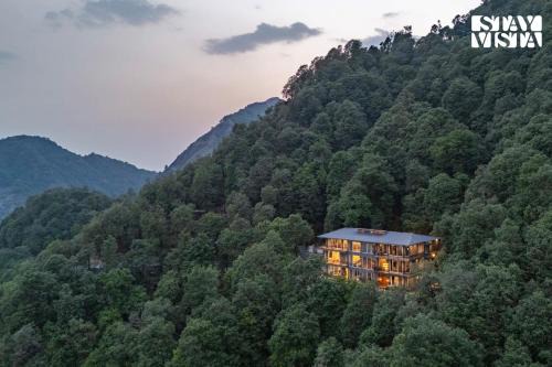 The Mall Road Villa | StayVista at Glass Forest with Bonfire, BBQ