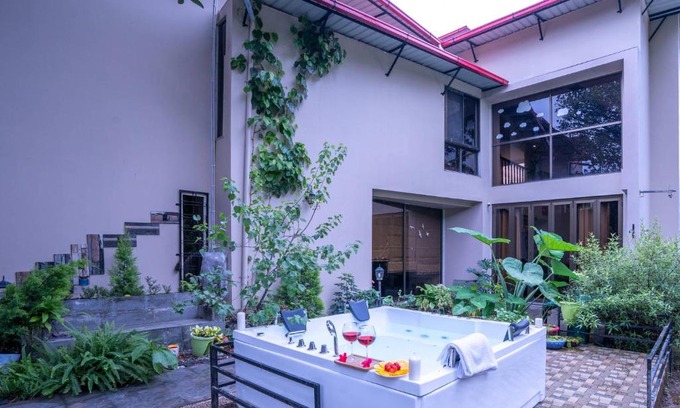 Bullawala Villa | Experience StayVista at Jackfruit Villa with Hot Tub Bliss
