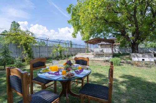 Pahalgam Villa | Discover Comfort at StayVista's Lavender Haze Cottage
