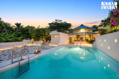 Sholinghur Villa | Relax at StayVista: Family-Friendly Retreat with Pool