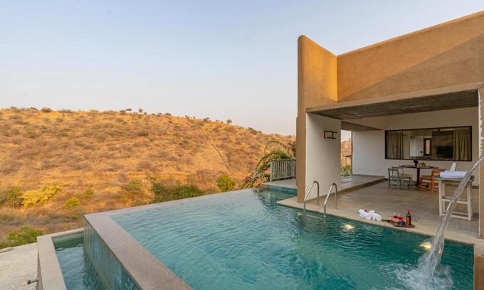 Bedla Villa | Escape to Sage Scenery - Mountain-View Villa with Pool