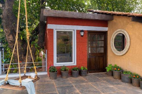 Bhilar Villa | Relax at StayVista's Tree House with Pool and Indoor Fun