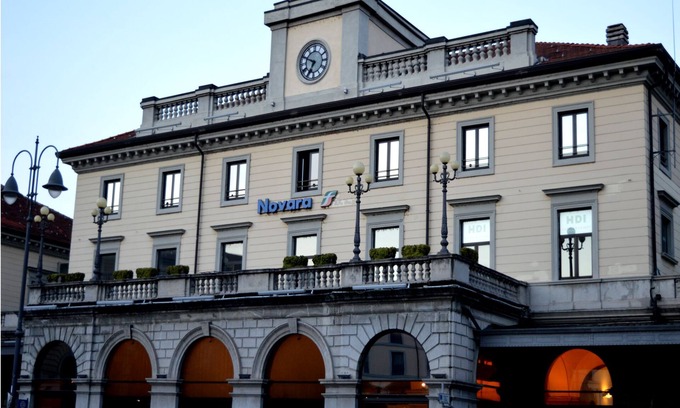 Novara Hotel | Budget-Friendly Stazione: Family-Friendly with Breakfast
