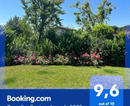 Lonato del Garda House | Discover Steba House Savani: Oceanfront Retreat with Hot Tub