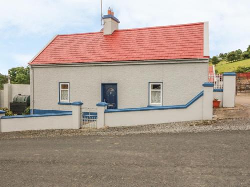 Ballyorgan House | Discover Steepe's Place: Pet & Child Friendly Retreat