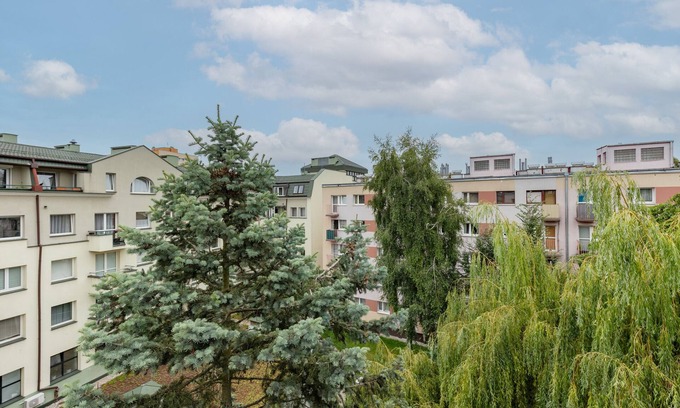 Rakowiec Apartment | Stefana Baleya: Comfortable 1 Bedroom in Warsaw
