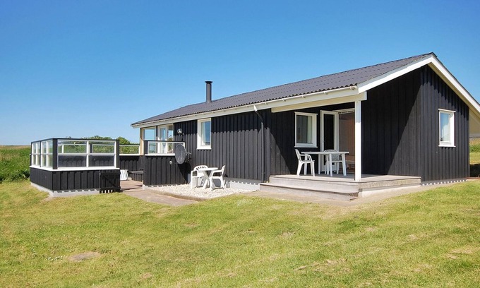 Lokken House | Relax at Steffenie: Oceanfront Escape Near the Sea