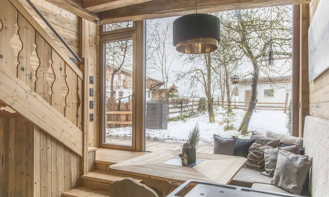 Maschl Ski Chalet | Stegstadl - Guest Rated 10/10 with Breakfast Included