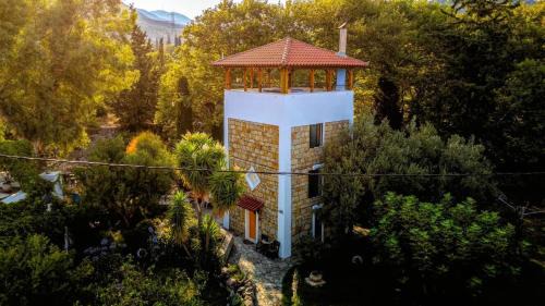 Dorida House | Incredible Spiti Pirgos: River, Sea & Mountain Retreat