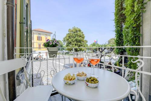 Desenzano del Garda City Centre House | Discover Stella House: Family-Friendly, 4-Star Comfort