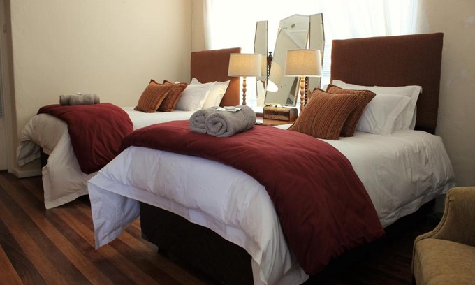 Sutherland House | Welcoming Stellar Dust Guesthouse with Family-Friendly Amenities