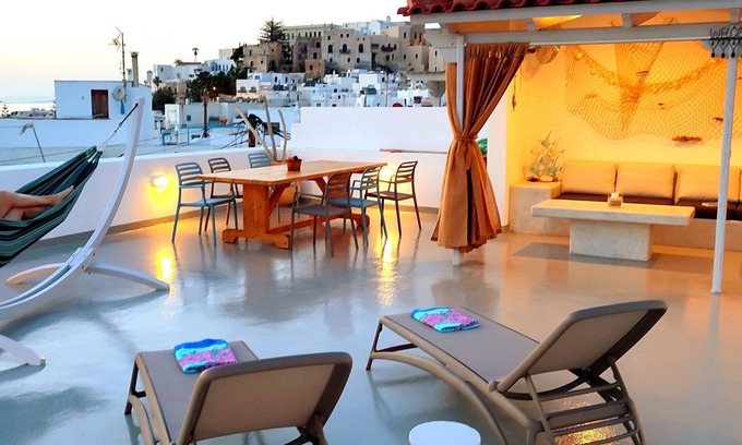 Old Town Naxos House | Stella’s Aura: Stylish Comfort with Oceanfront Views in Naxos