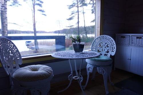 Kirkkonummi Ski Chalet | Family-Friendly Retreat at Stenstrandintie 20 B with Hot Tub