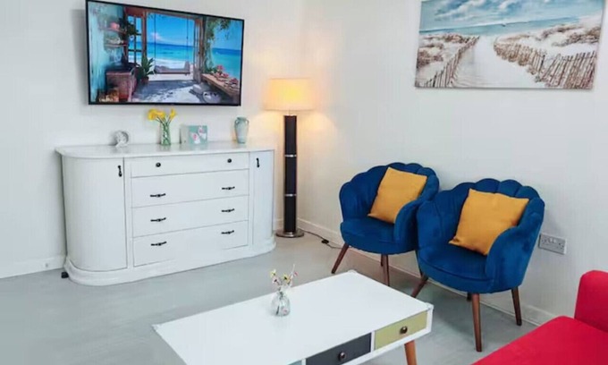 Port Talbot House | Step Free Bungalow With Wide Doorway By The Beach