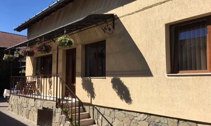 Alba Iulia House | Discover Step Inn: Family-Friendly Stays with Breakfast