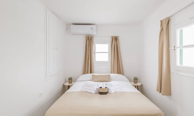 Mykonos Hotel | Convenient Step Studio Near Little Venice and Windmills