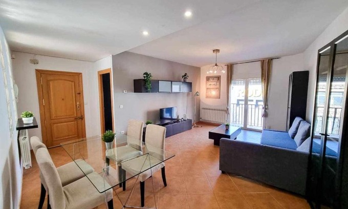 Barrio de Jesus Apartment | Discover Comfort at Step to El Pilar ComoTuCasa Hotel