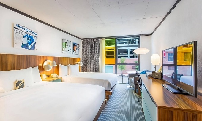 West Fens Hotel | Prime Location Near Fenway Park with Pool & Pet-Friendly Units
