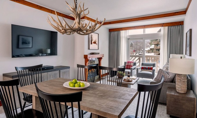 Stowe Area Condo | Steps Away - Lux 3 BR in Lodge at Spruce Peak