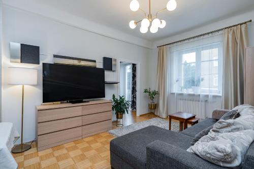 Kesklinn Apartment | Steps from A Le Coq and Old Town