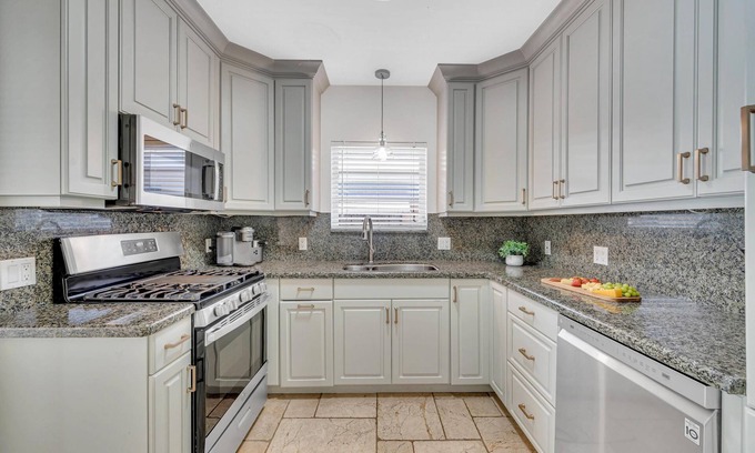 Lauderdale Beach House | Beachside Cottage with Heated Pool & Pet-Friendly Amenities