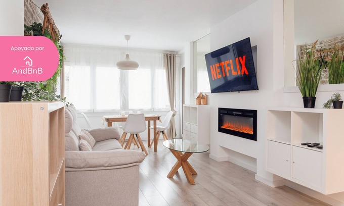 Soldeu Apartment | Cozy Ski Haven Steps from Grandvalira with Great Amenities