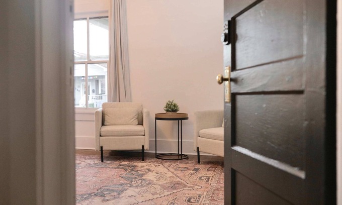 Freetown - Port Rico House | Convenient Stay Near Live Music Venues with Family Amenities