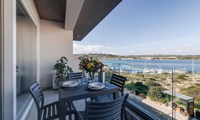 Għadira Apartment | Cozy 1-Bedroom Apartment in Il-Mellieħa with Kitchen