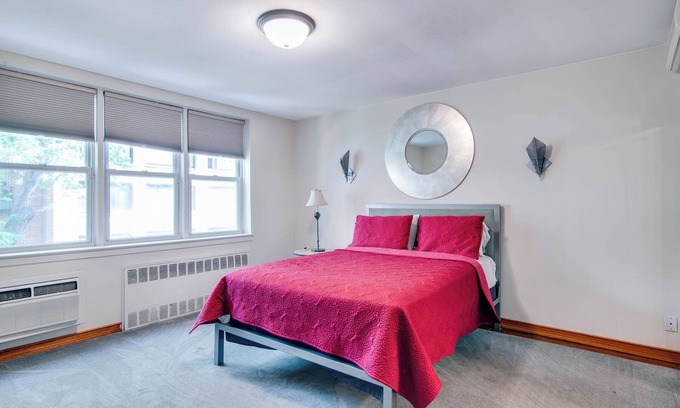 Turtle Bay House | Prime Location Near Rockefeller Center and Times Square